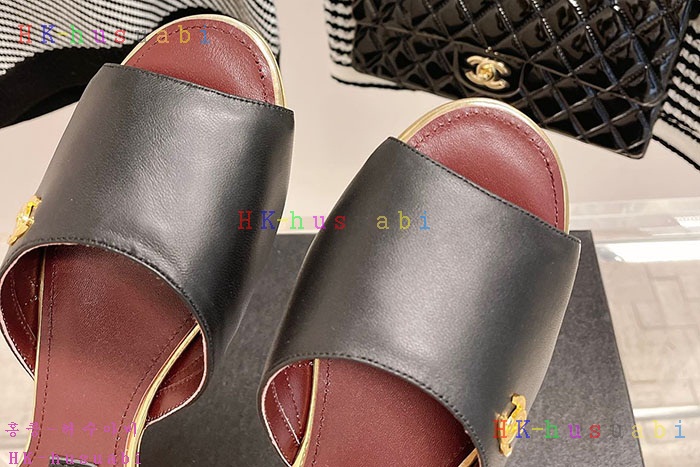 NEW 샤넬 슬리퍼 신상 C 536600