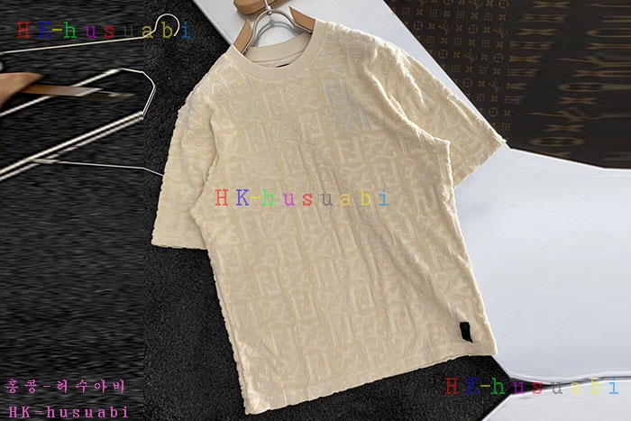 NEW 펜디 반팔티 신상 F 5527223