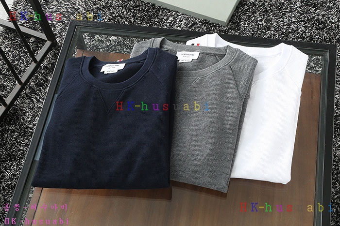 NEW 톰브라운 반팔티 신상 TB 665535