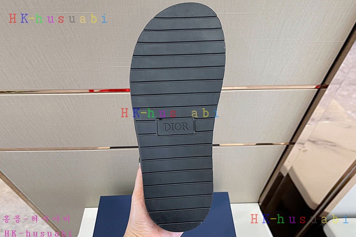 NEW 디올 샌들 신상 DR 421611