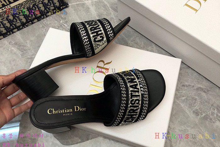 NEW 디올 샌들 신상 DR 421619