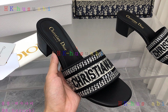 NEW 디올 샌들 신상 DR 421619