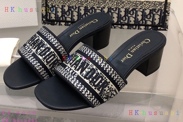 NEW 디올 샌들 신상 DR 421621