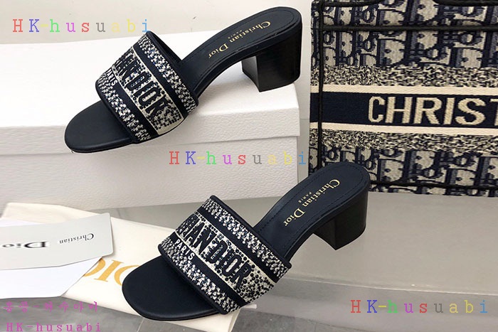 NEW 디올 샌들 신상 DR 421621
