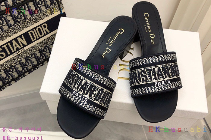 NEW 디올 샌들 신상 DR 421621