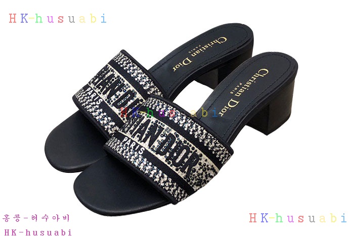 NEW 디올 샌들 신상 DR 421621