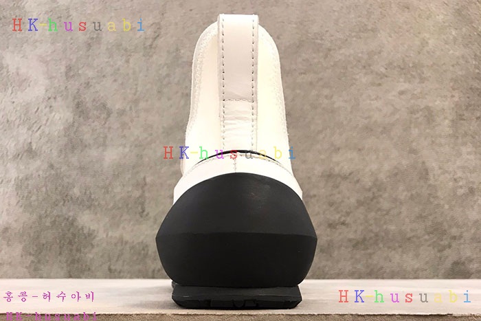 NEW 페라가모 스니커즈 신상 F 110402
