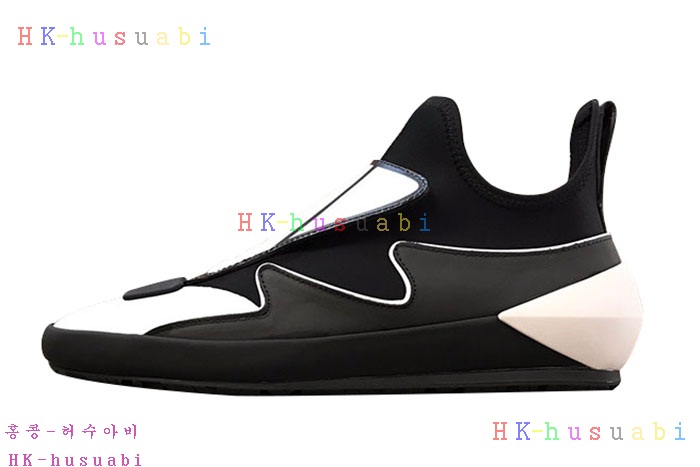 NEW 페라가모 스니커즈 신상 F 110405