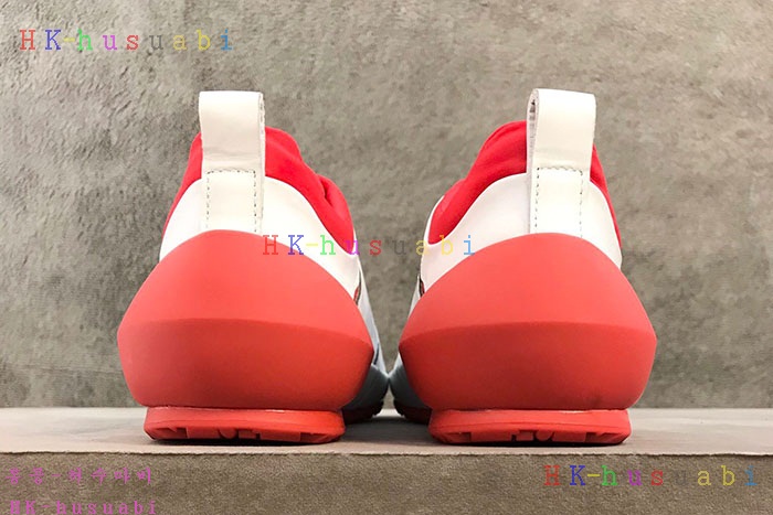 NEW 페라가모 스니커즈 신상 F 110408