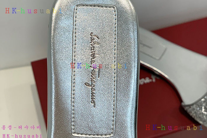 NEW 페라가모 신발 신상 F 1109901