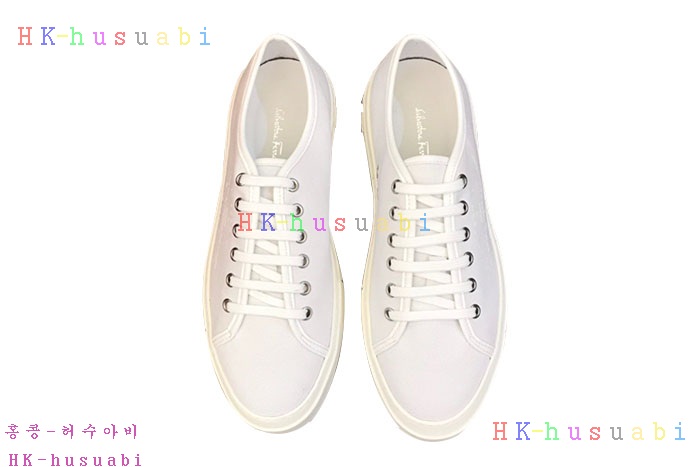NEW 페라가모 스니커즈 신상 F 1105001