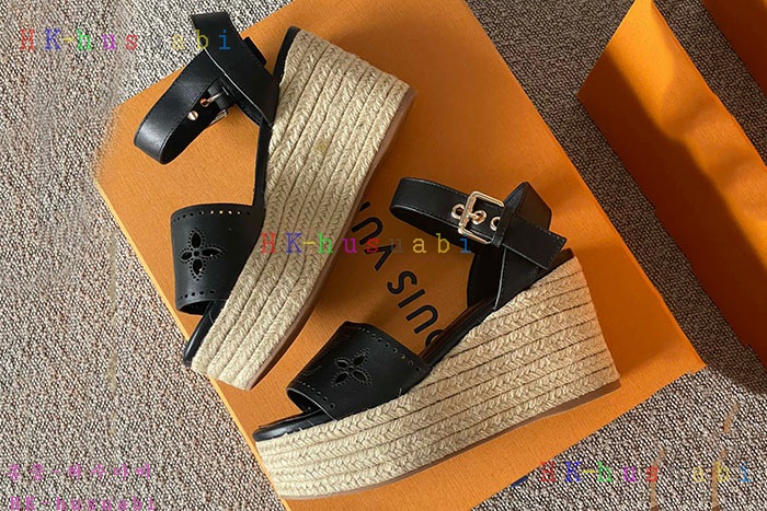 NEW 루이비통 샌들 신상 LV 522412