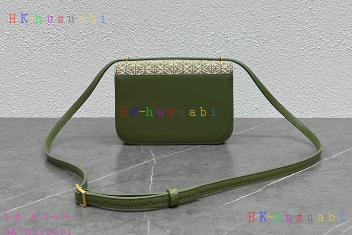 ★미러급★로에베 스몰 고야백 A896N09