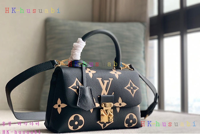 ★미러급★루이비통 마들렌 BB M45978