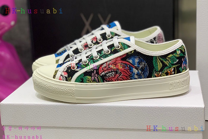 NEW 디올 스니커즈 신상 DR 666402