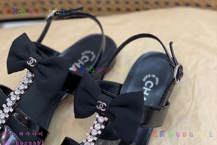 NEW 샤넬 샌들 신상 C 725504
