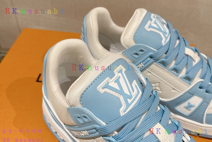 NEW 루이비통 스니커즈 신상 LV 6888411