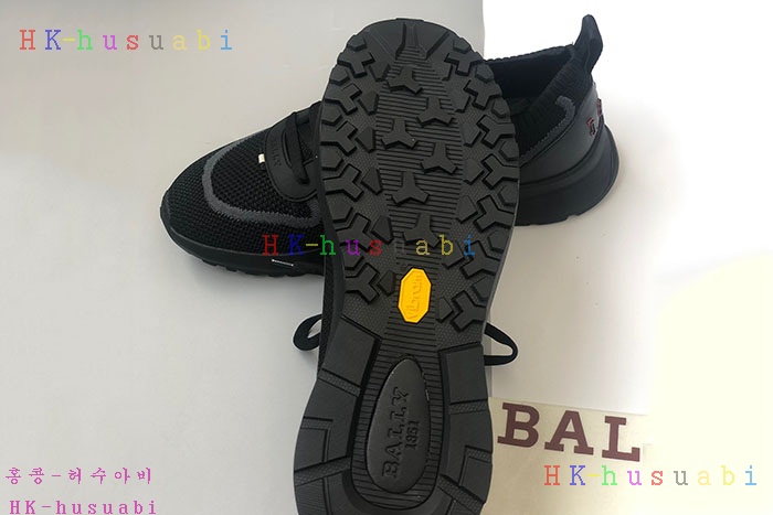 NEW 발리 스니커즈 신상 B 559992