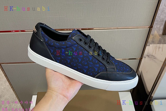 NEW 버버리 스니커즈 신상 BB 924113
