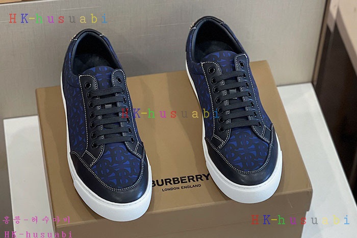 NEW 버버리 스니커즈 신상 BB 924113