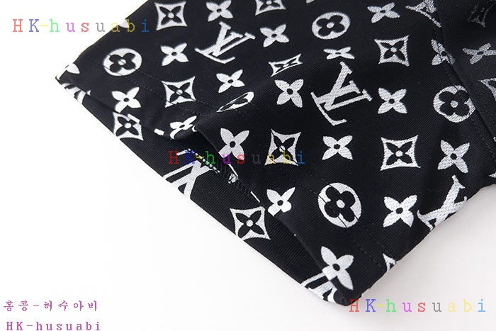 NEW 루이비통 반팔티 신상 LV 555213