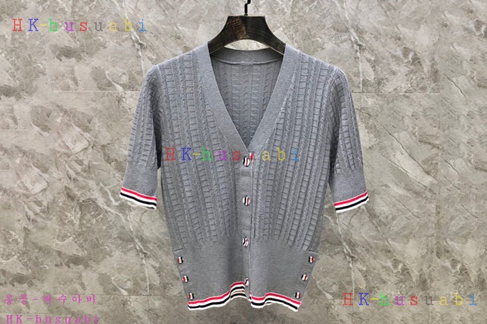 NEW  톰브라운 반팔상의 신상 TB 88855