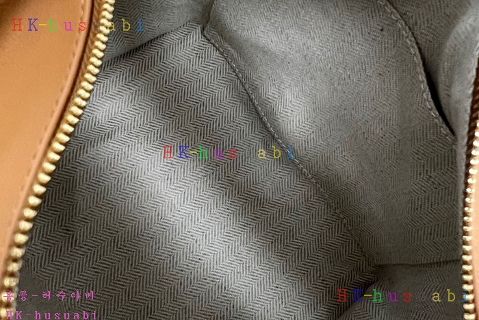 ★미러급★로에베 레더 쿠비백  6652220-2