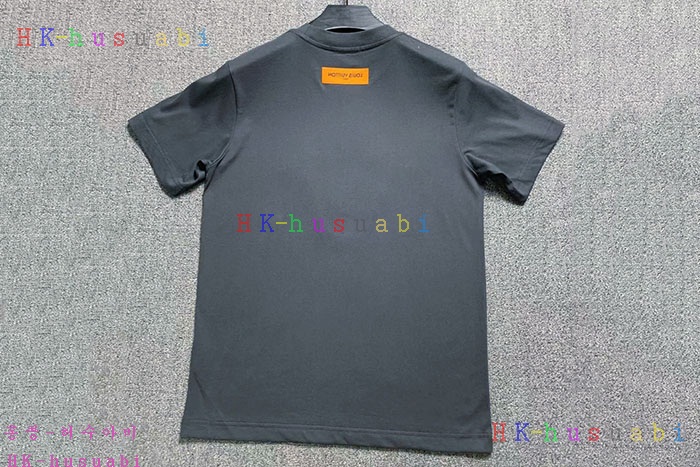 NEW 루이비통 반팔티 신상 LV 4488539