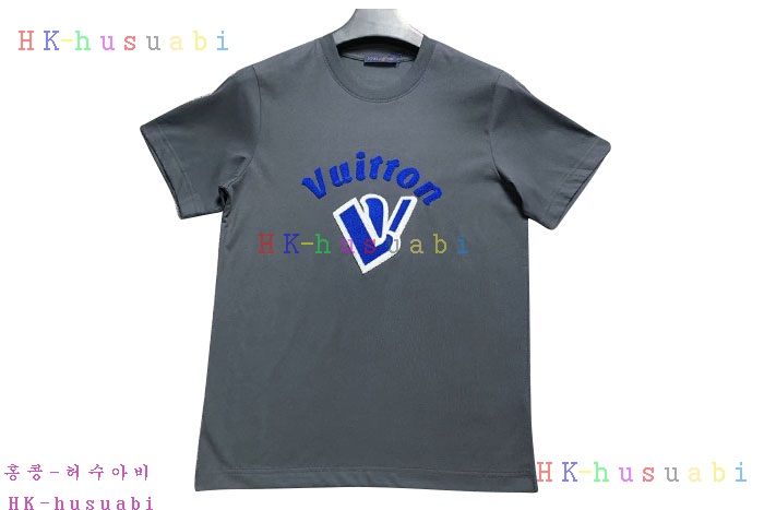 NEW 루이비통 반팔티 신상 LV 4488539