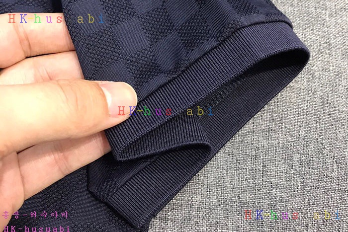 NEW 루이비통 반팔티 신상 LV 4488544