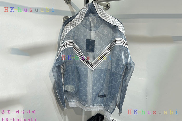 NEW 루이비통 상의 신상 LV 4488506