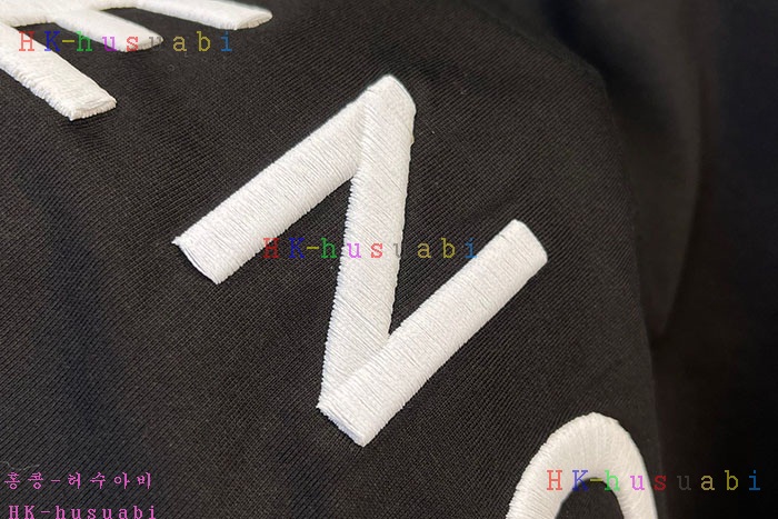 NEW 지방시 반팔티 신상 GV 552502