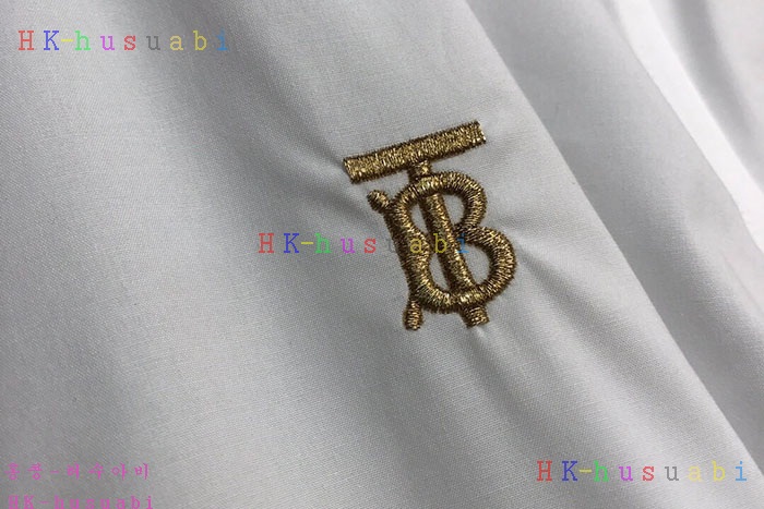 NEW 버버리 반팔셔츠 신상 BB 771408