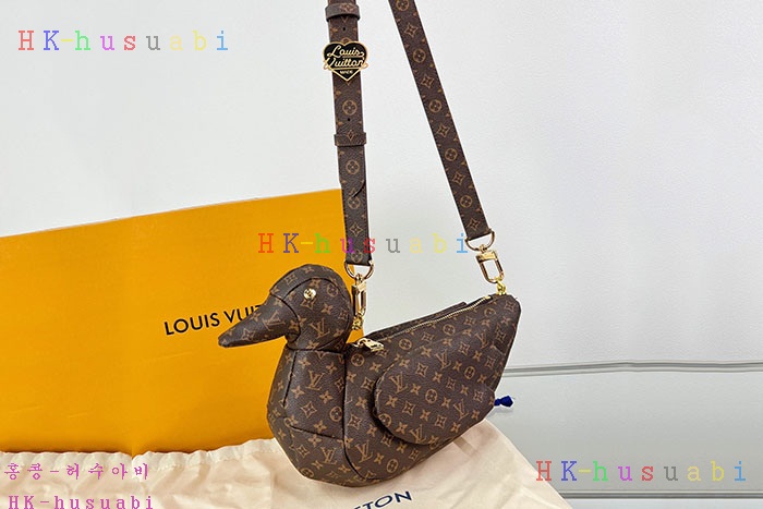 ★미러급★루이비통  Duck 덕 백 m45990