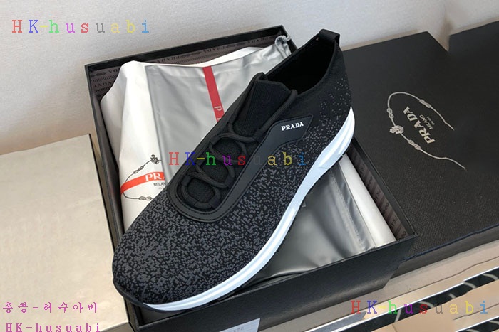 NEW 프라다 스니커즈 신상 P 55301