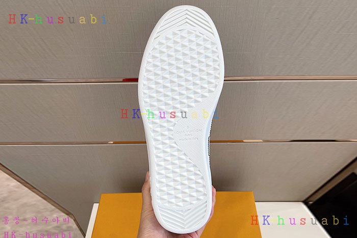 NEW 루이비통 스니커즈 신상 LV 285613