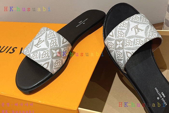 NEW 루이비통 샌들 신상 LV 3056008