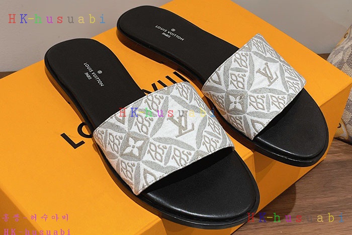 NEW 루이비통 샌들 신상 LV 3056008