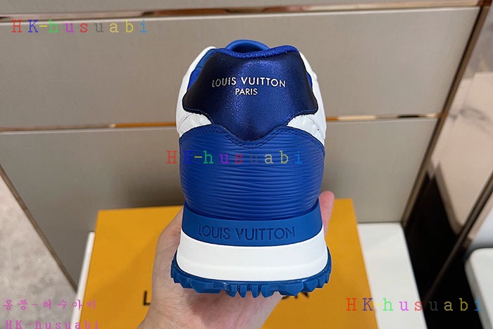 NEW 루이비통 스니커즈 신상 LV 285626