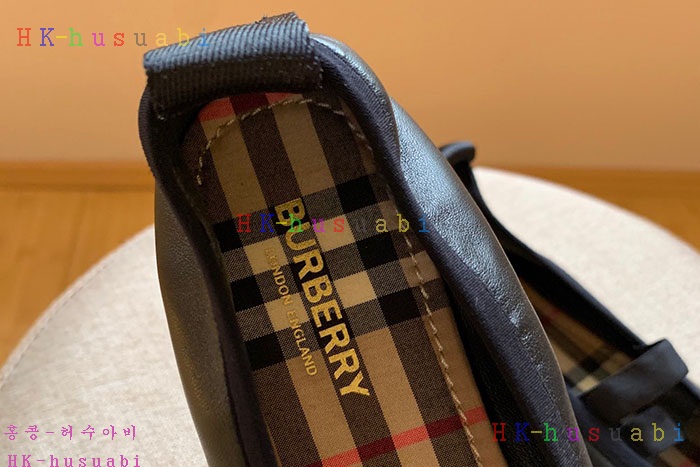 NEW 버버리 신발 신상 B 8333201