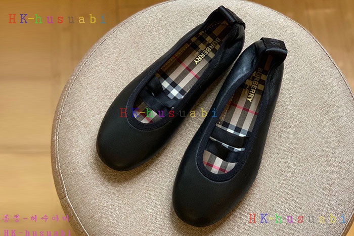 NEW 버버리 신발 신상 B 8333201