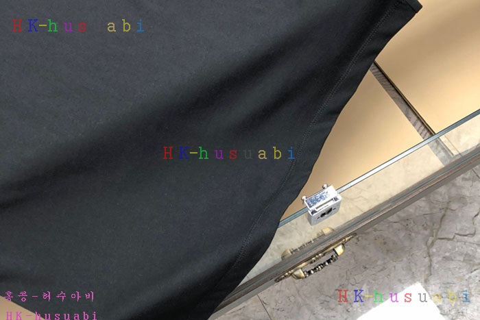 NEW 스톤 아일랜드 반팔티 신상 ST 2010207