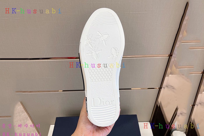 NEW 디올 스니커즈 신상 DR 8241195