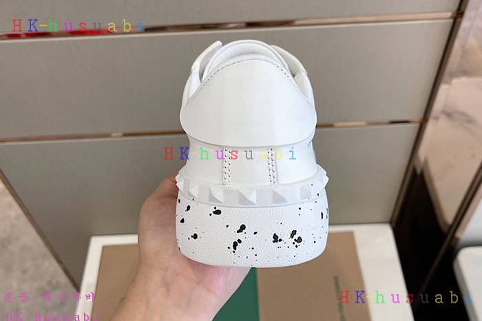 NEW 발렌티노 스니커즈 신상 V 534410