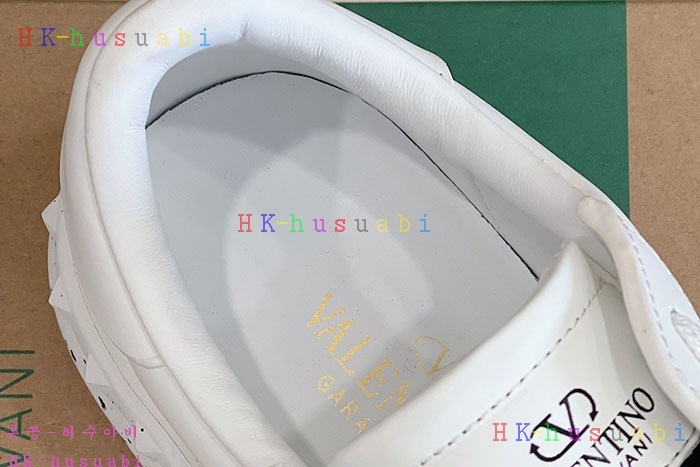 NEW 발렌티노 스니커즈 신상 V 534410