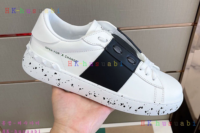 NEW 발렌티노 스니커즈 신상 V 534410