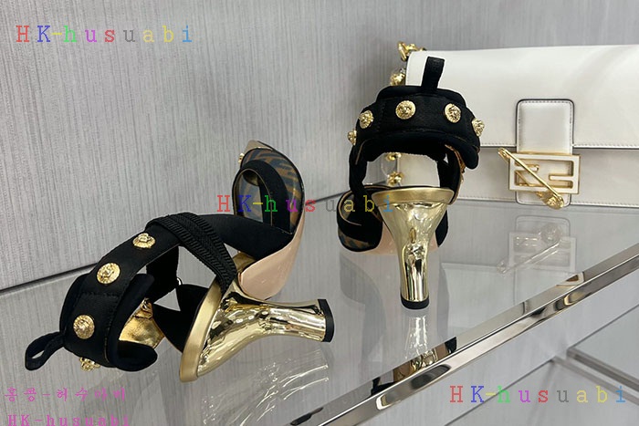 NEW 베르사체 신발 신상 V 529901