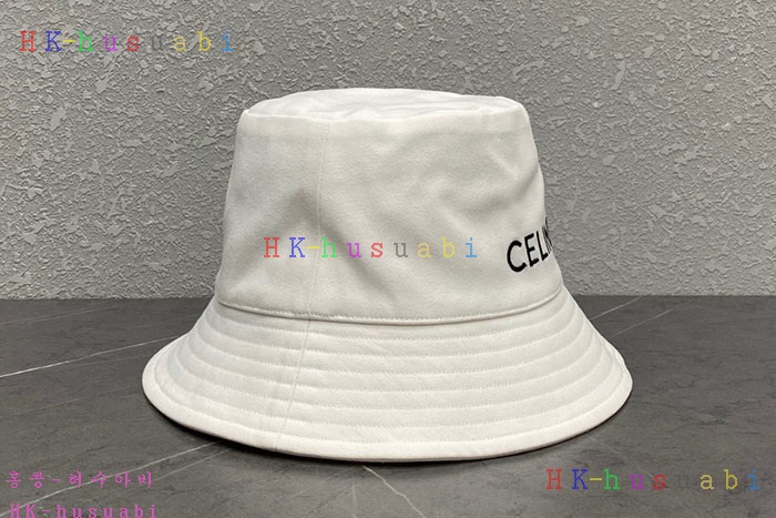 NEW 셀린느 모자 신상 C 822452