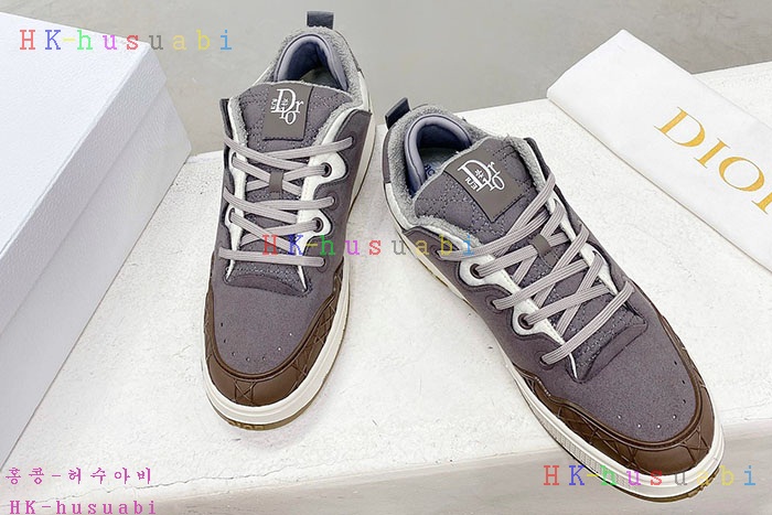 NEW 디올 신발 신상 DR 677404