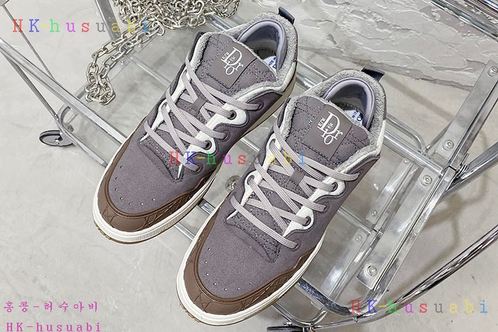 NEW 디올 신발 신상 DR 677404